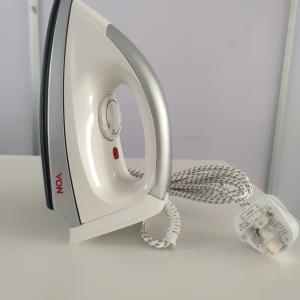 VON DRY IRON BOX